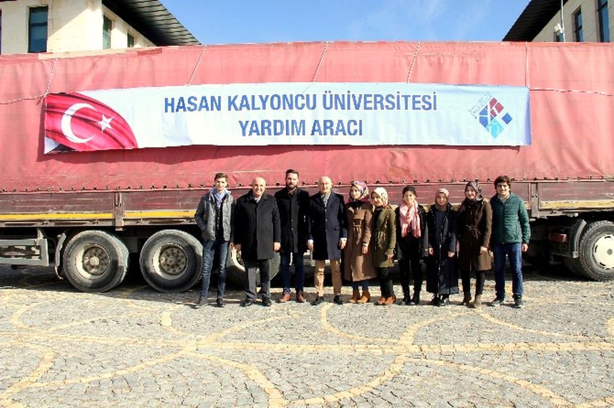 Üniversite Öğrencilerinden Halep\'e Yardım Eli