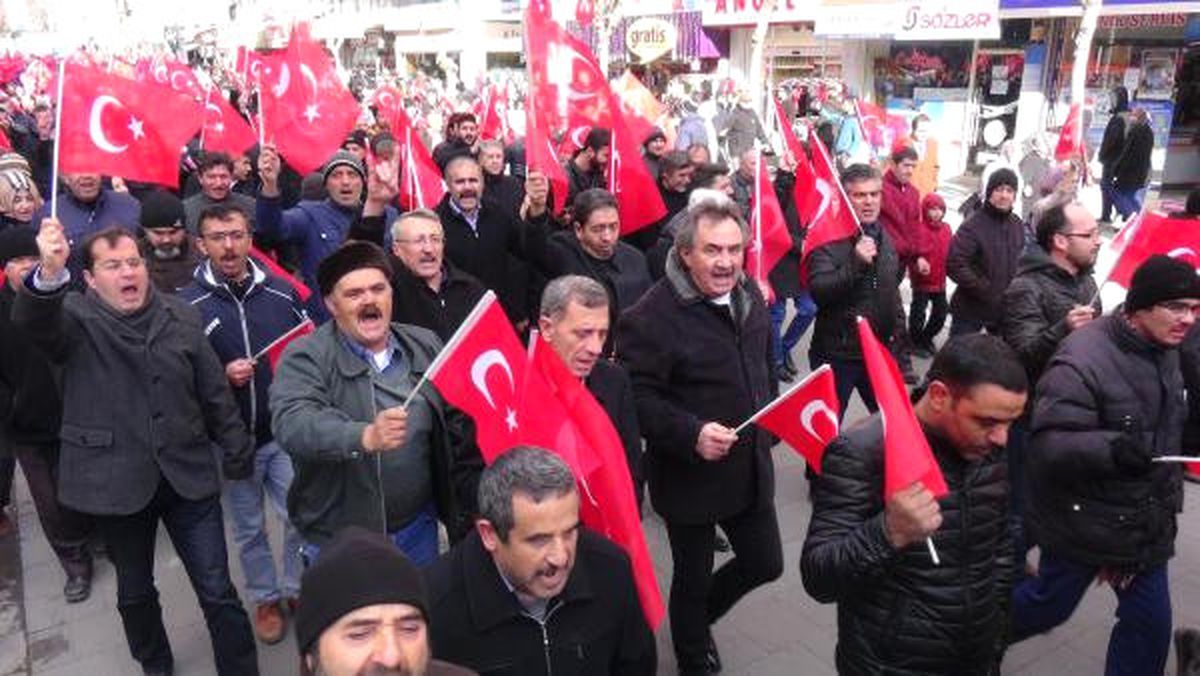 Uşak Şehitler İçin Tek Yürek Oldu