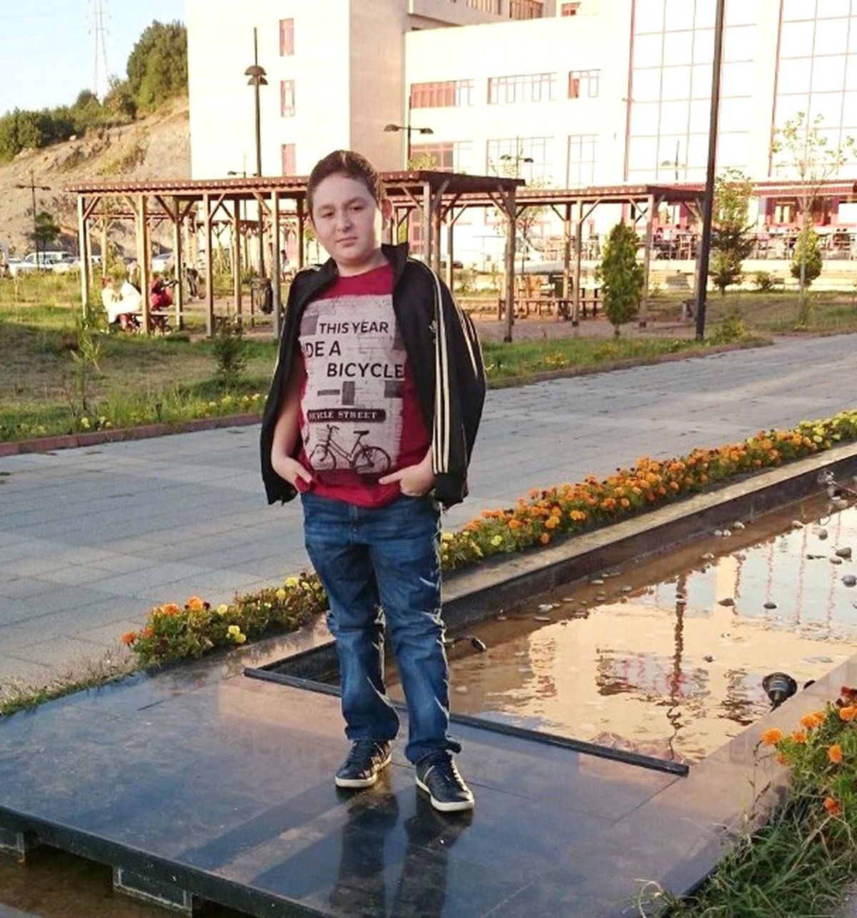 13 Yaşındaki Öğrenci Kanserden Öldü