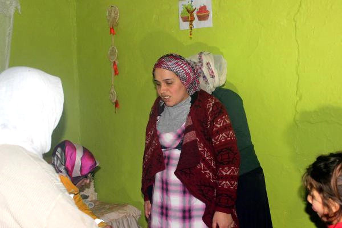 Afad Ekipleri, Hamile Kadını Kurtardı