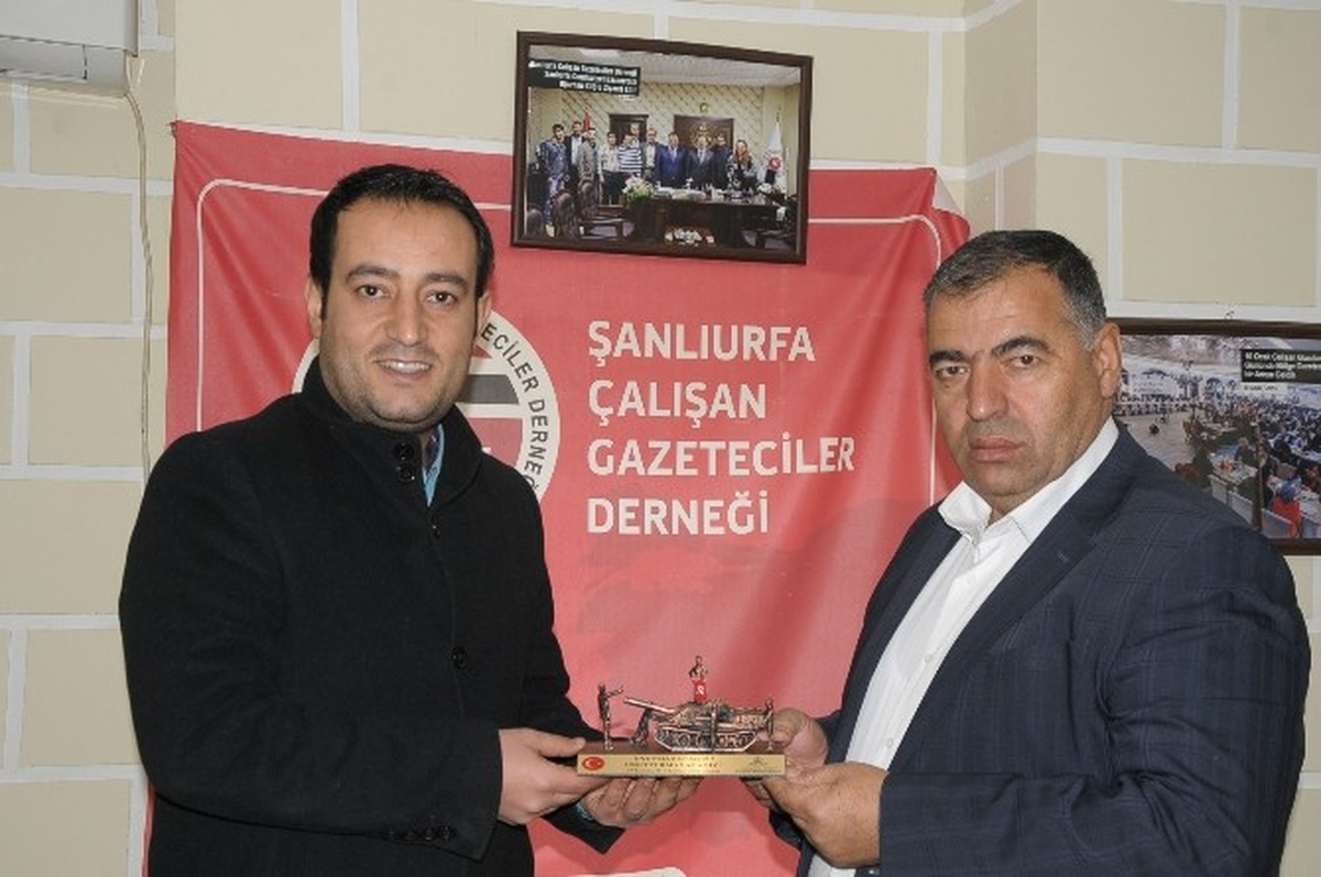 Akçakale Belediyesinden Şuçgad\'a Anlamlı Hediye