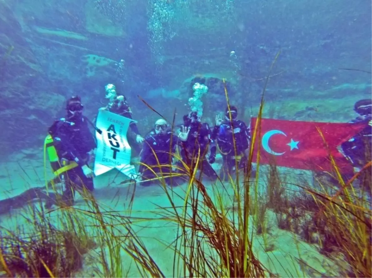 Akut Eskişehir Ekibi Sualtı Eğitimlerini Sürdürüyor