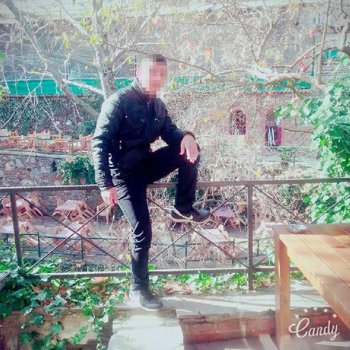 İzmir\'de Koca Dehşeti! Kabloyla Boğdu, Göğsünden Bıçaklayıp Kendini İhbar Etti