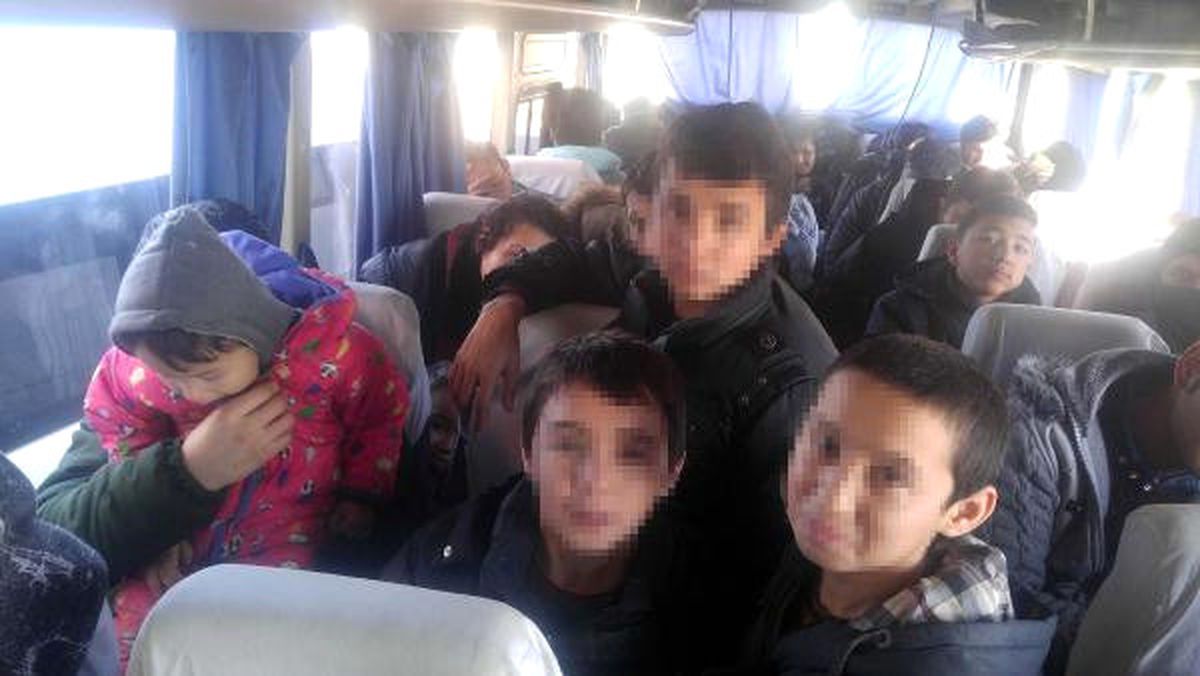 Ayvacık\'ta 37 Kaçak Göçmen Yakalandı