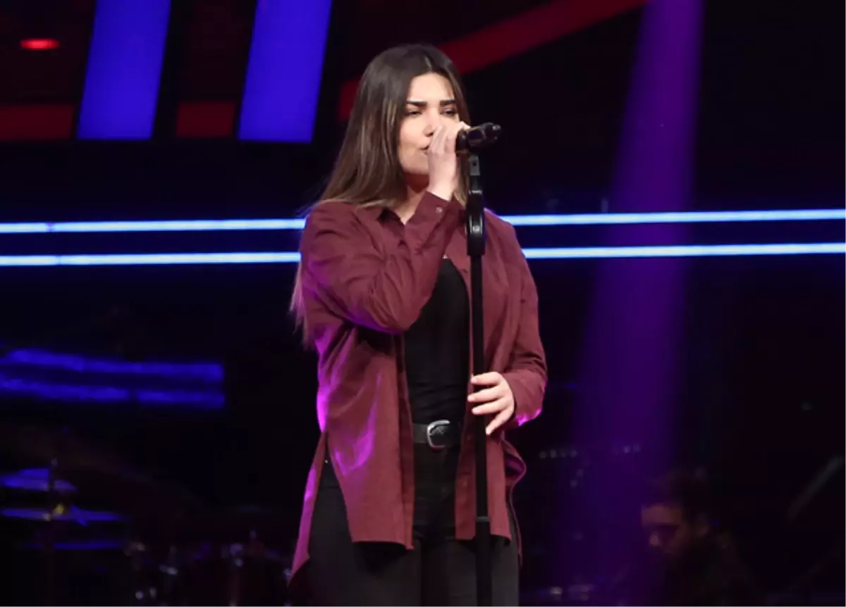 Büşra Deveci \'Nayino\'