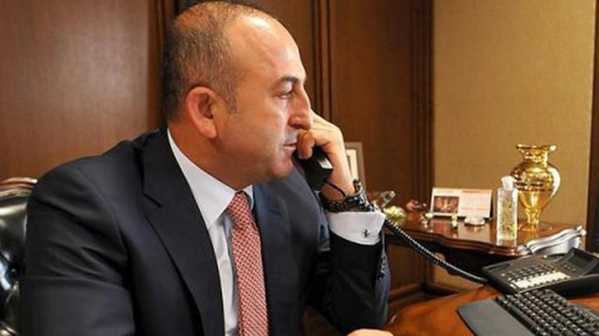 Çavuşoğlu, İranlı Mevkidaşı Zarif ile Telefonda Görüştü