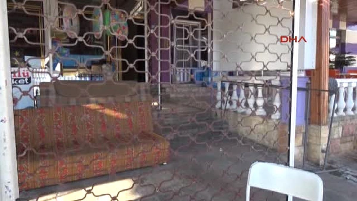 Erdemli\'de Suriyeli Sığınmacı Karı Koca Ölü Bulundu