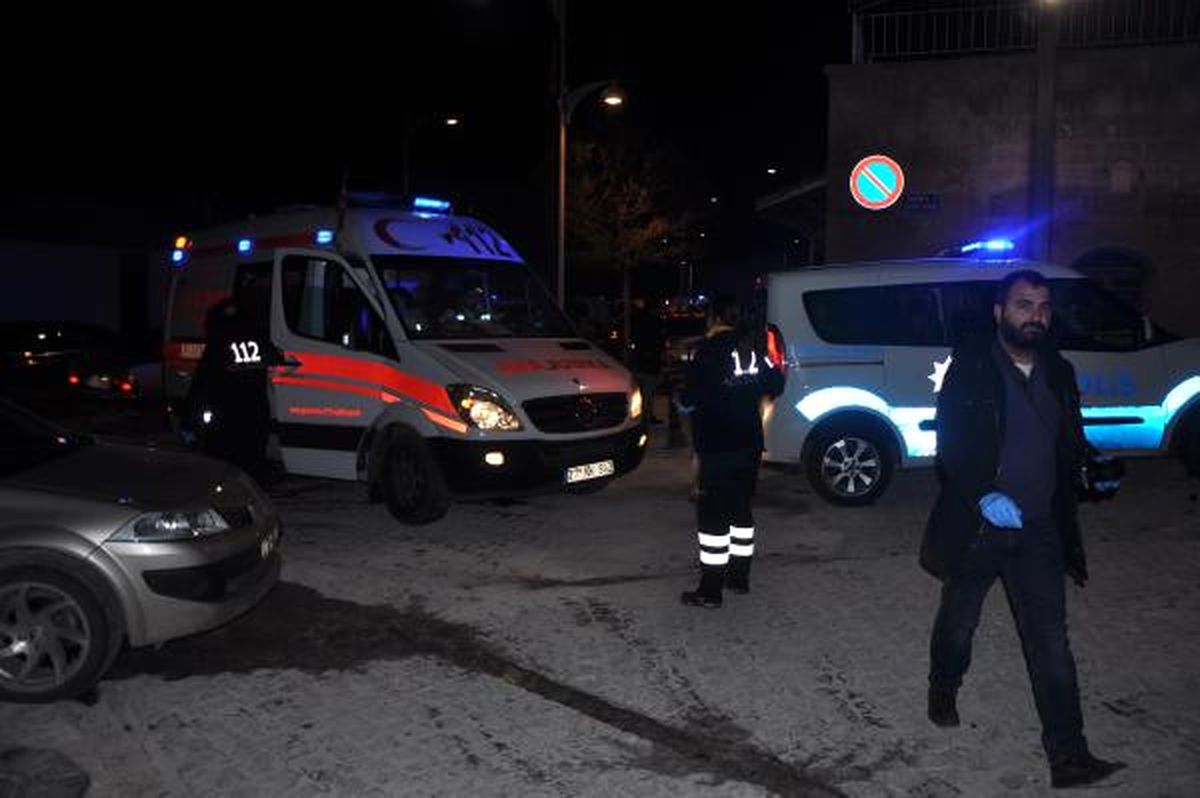 Evinde Ölü Bulundu