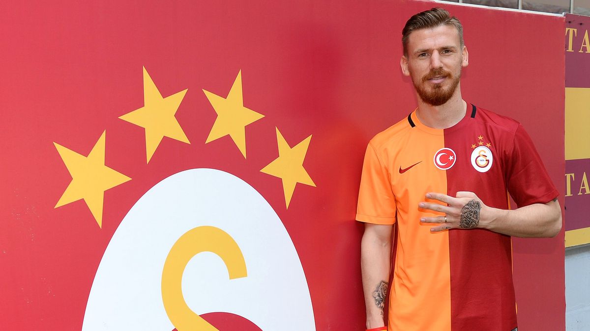 Galatasaray\'da Serdar Aziz Şoku