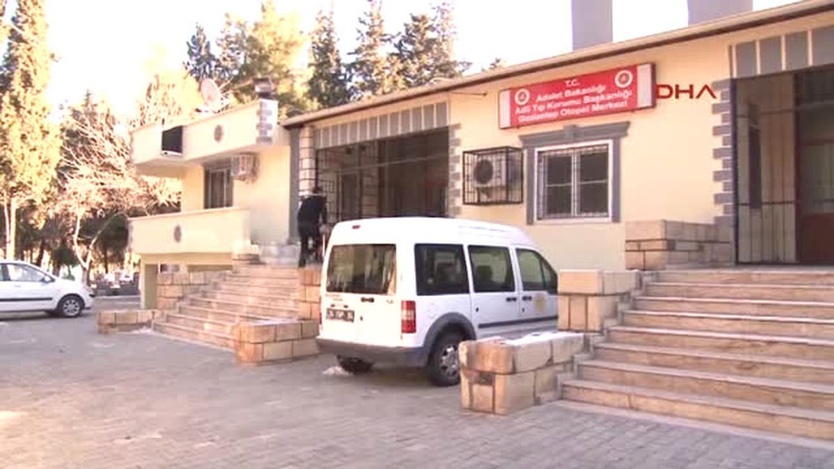 Gaziantep\'te, Çöp Konteynerinde Bebek Cesedi Bulundu