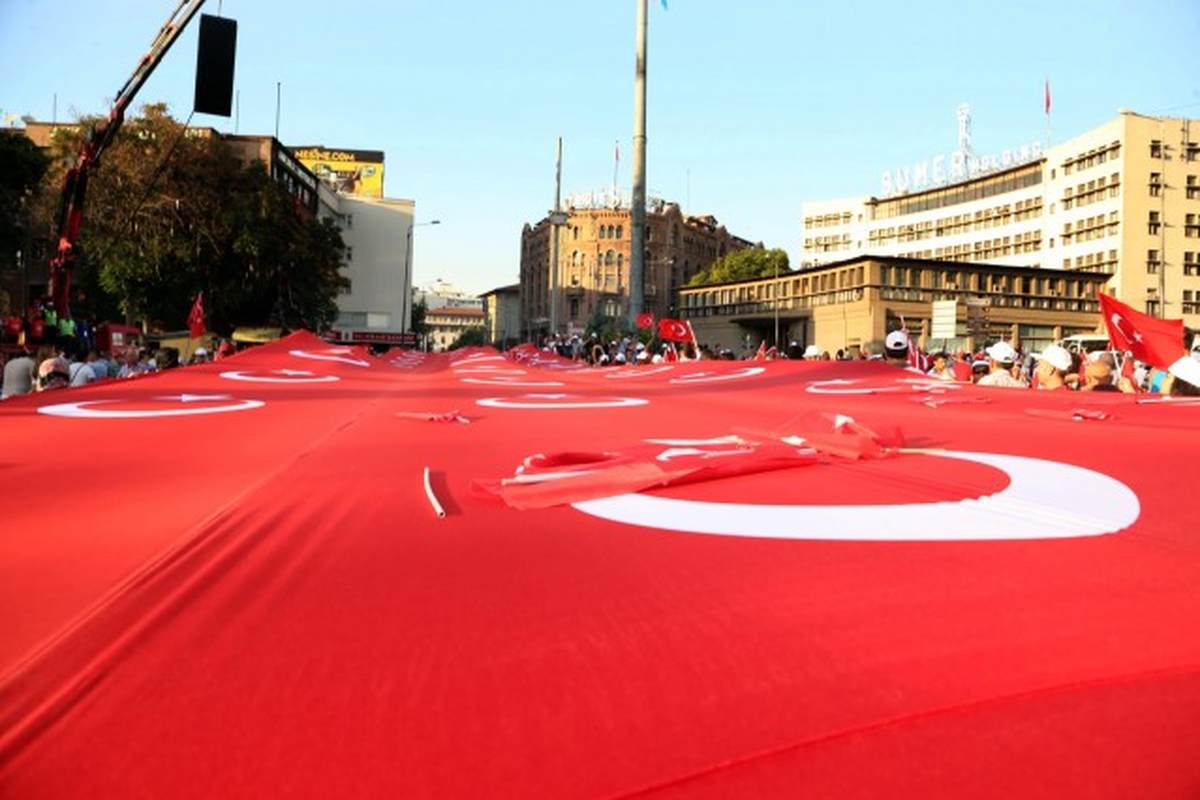 İstanbul ve Kayseri\'deki Terör Saldırılarına Tepki