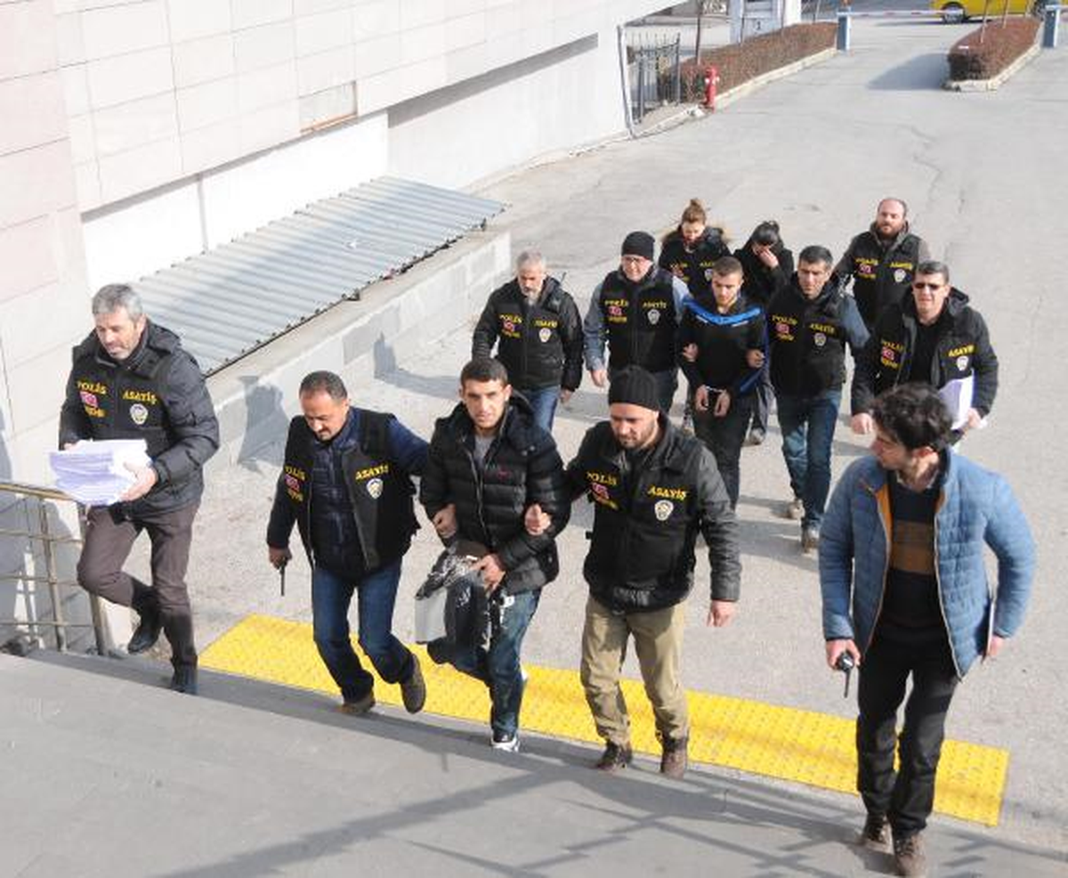 Kasa Hırsızlarını Güvenlik Kamerası Ele Verdi