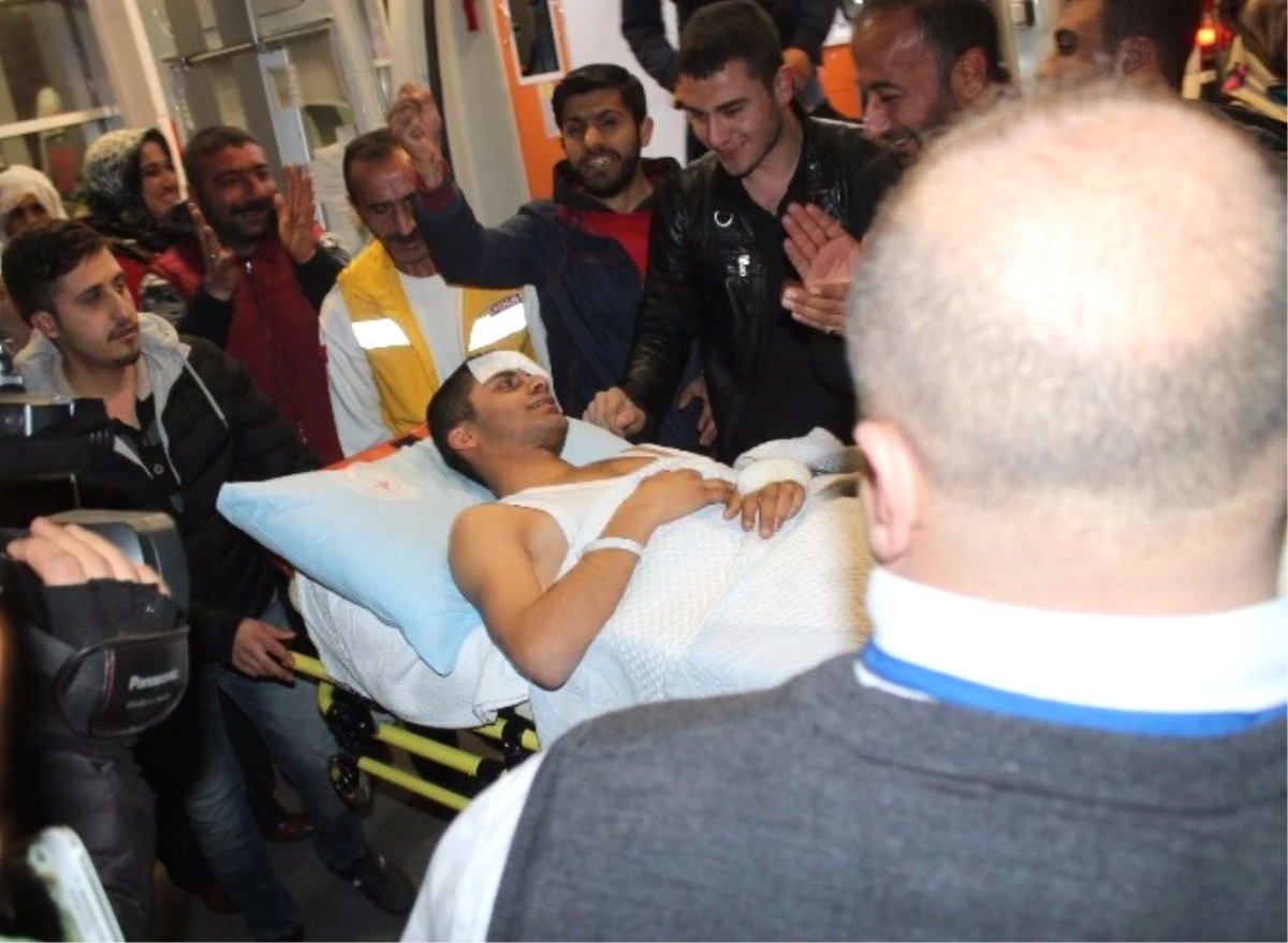 Kayseri\'deki Patlamada Yaralanan Asker Memleketi Adıyaman\'a Getirildi