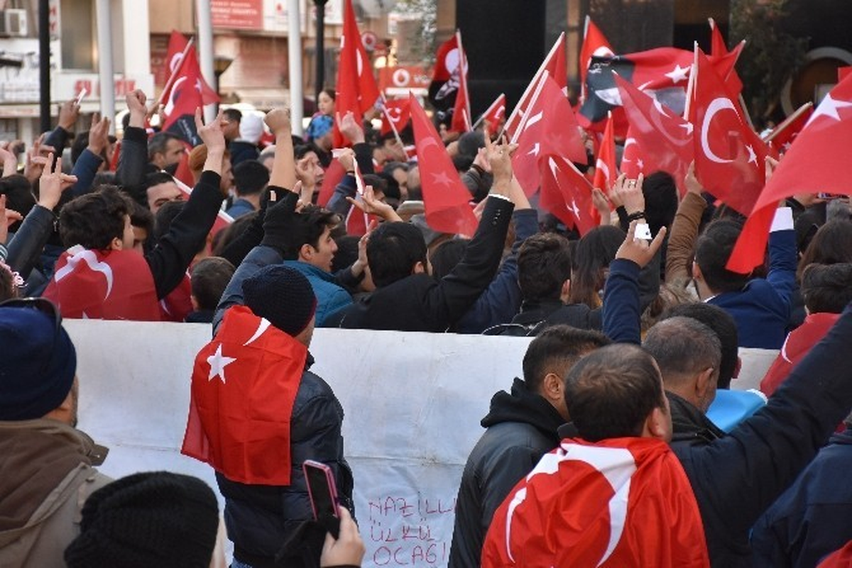 Kayseri\'deki Terör Saldırısına Tepkiler