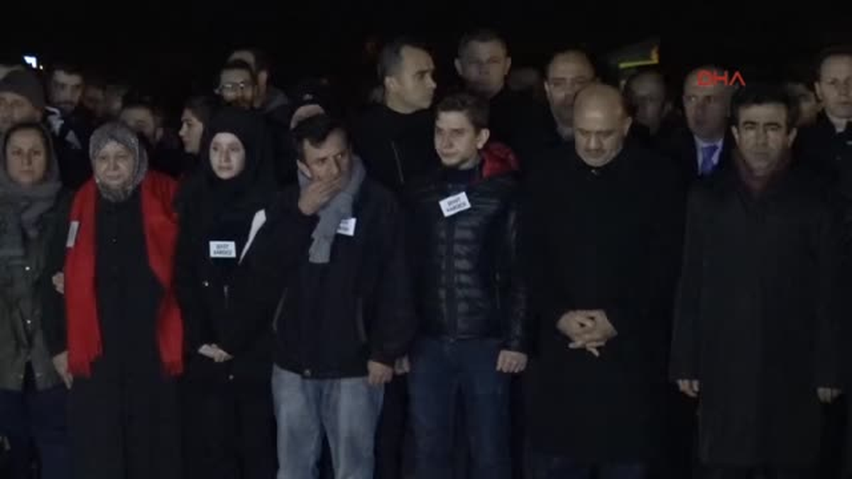 Kocaeli Birlikte Çıktıkları Çarşı Izninde Şehit Düştüler