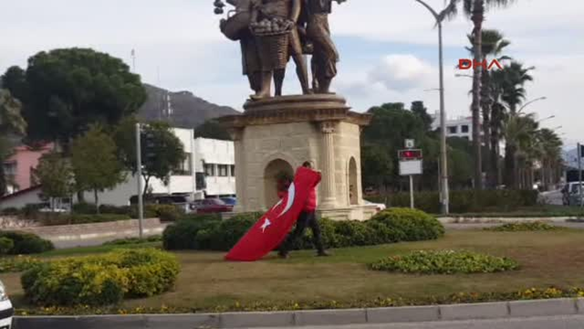 Muğla Şehitler Için Tek Kişilik Eylem