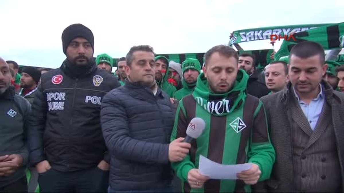 Sakarya Taraftarı Şehitler Tepesi\'ni Ziyaret Etti
