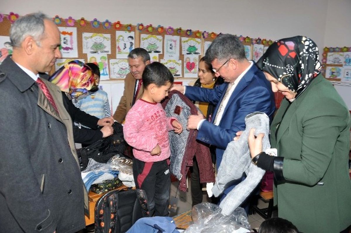 Sevgi Yolu Projesi" Öğrencileri Sevindiriyor