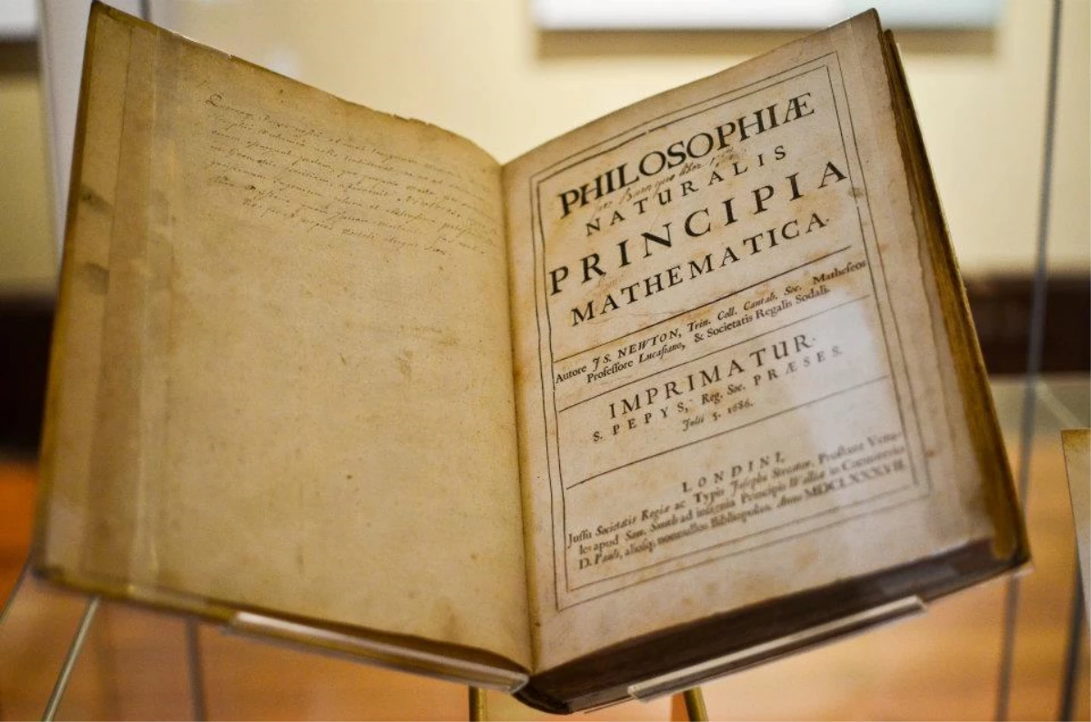 Isaac Newton\'un Kitabı 3.7 Milyon Dolara Satılarak Rekor Kırdı