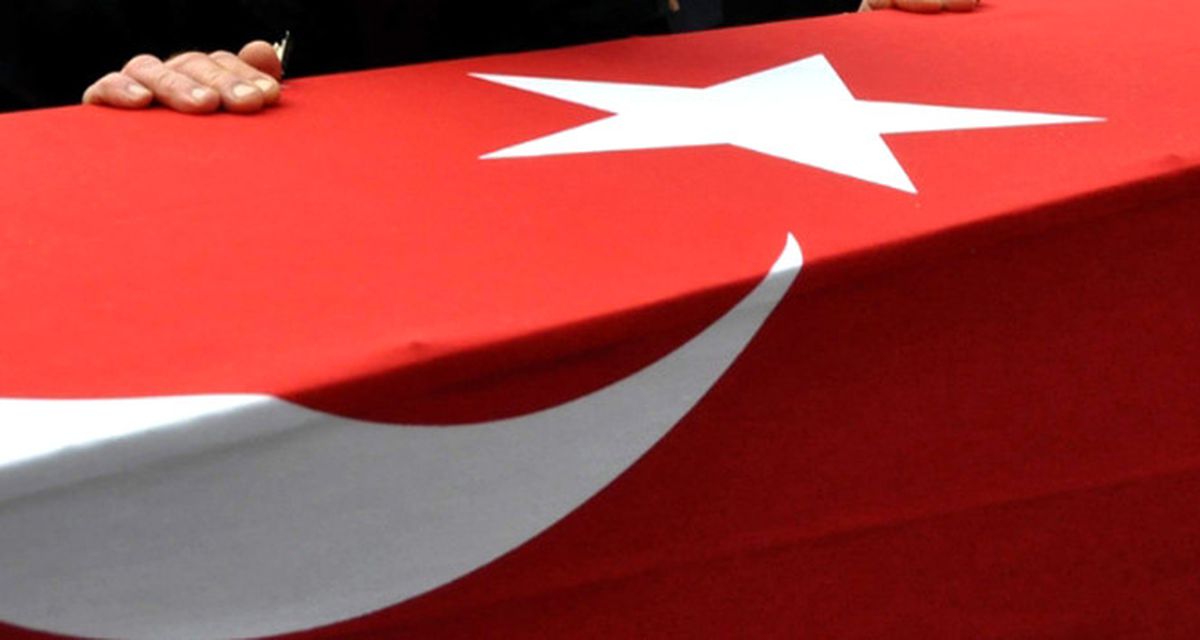 Afyonkarahisar\'da Fırat Kalkanı Şehit Ateşi (2)