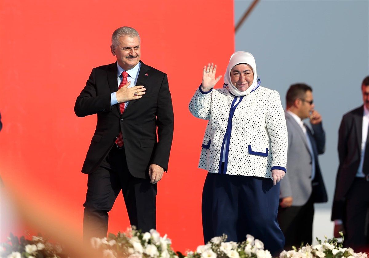AK Parti Anayasa İçin Sahaya İniyor