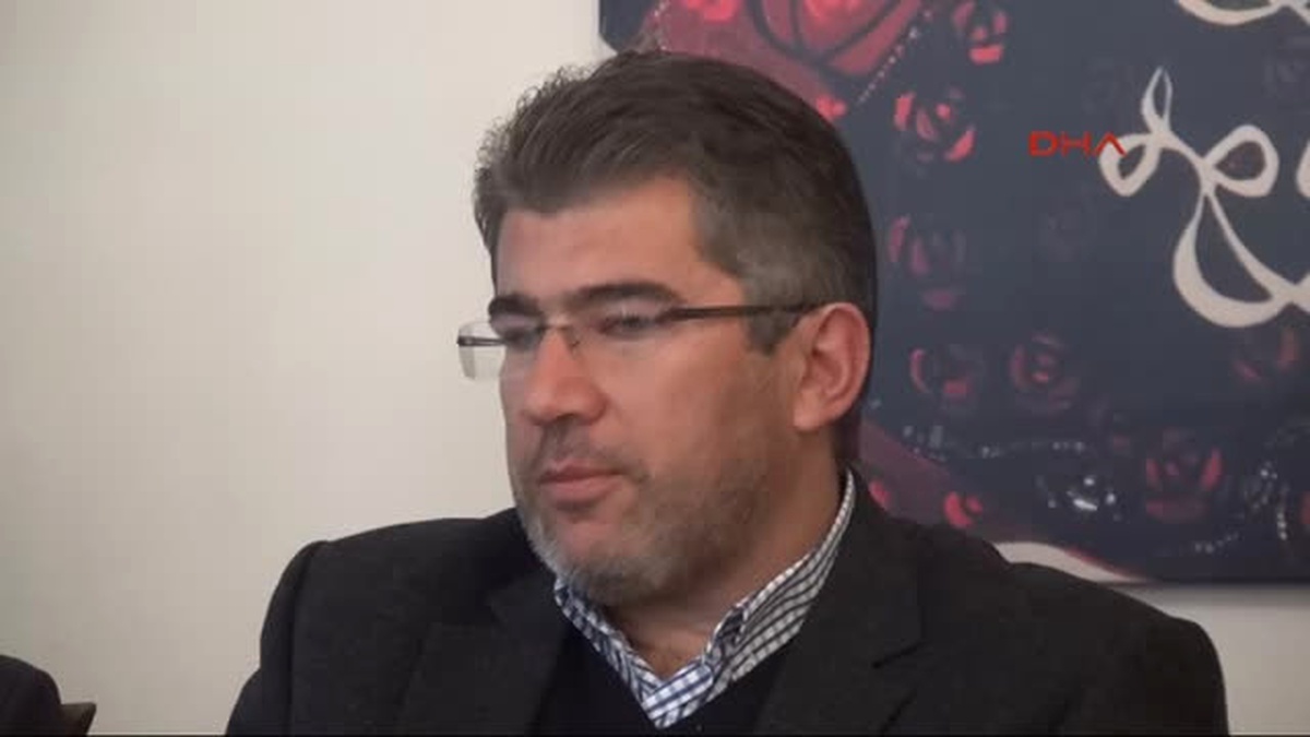 Ak Partili Öztürk: Darbeci General Cumhurbaşkanı\'nı Altınlarla Çekip Servis Edecekti
