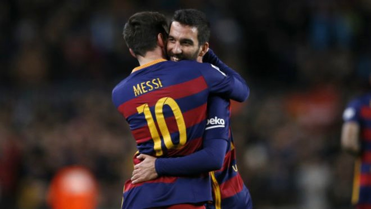Barcelona Derbi Maçını Farklı Kazandı