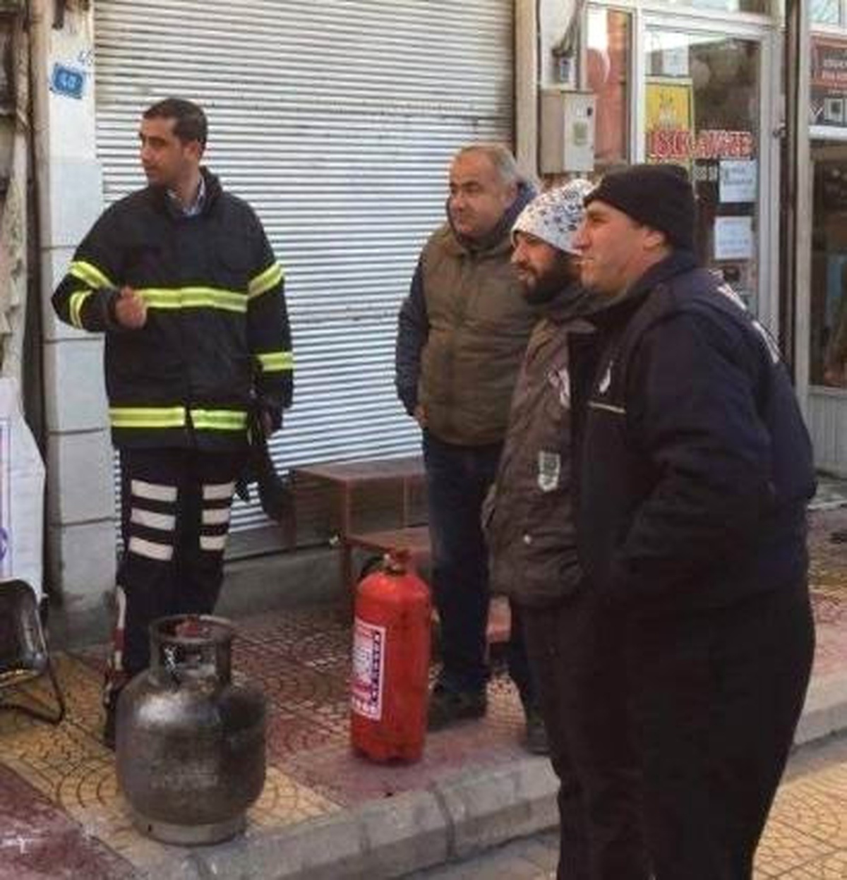 Besni\'de Isınmak İçin Kullanılan Tüp Alev Aldı