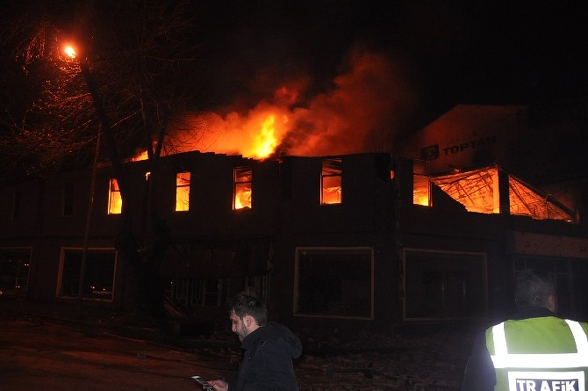 Bursa\'da Alevli Gece