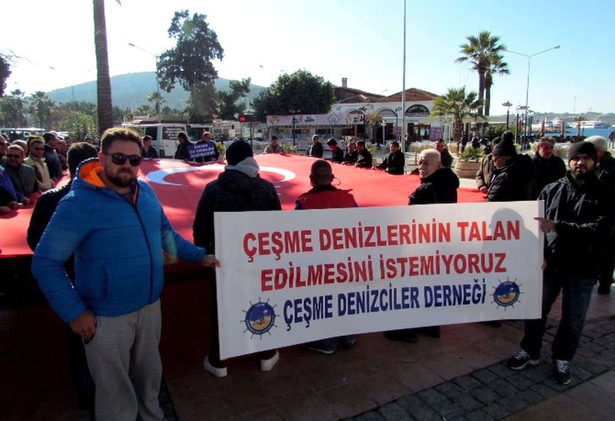 Çeşmeli Denizci ve Balıkçılar Deniz Patlıcanının Avlanmasına Karşı