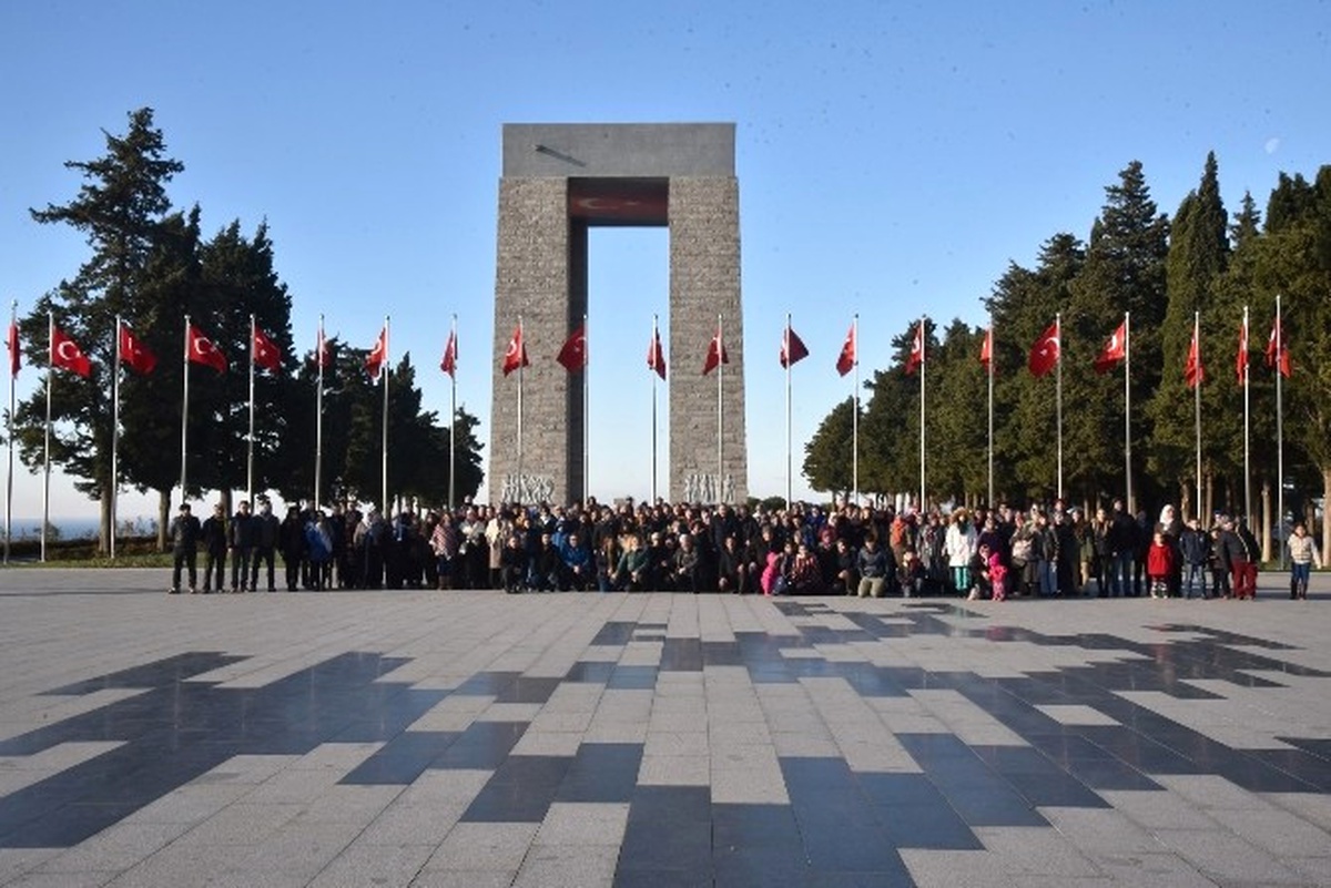 Fatih Mahallesi Sakinleri Çanakkale\'yi Gezdi