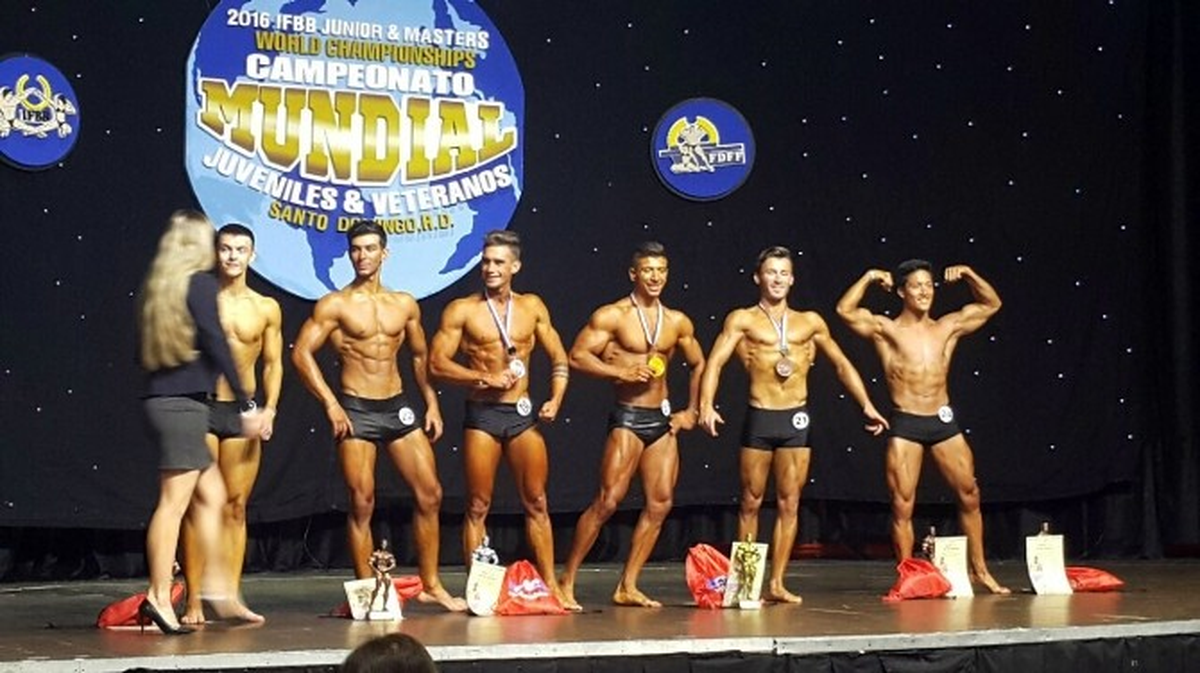 Fitness Şampiyonası\'nda Dünya Üçüncüsü Selçuk\'tan