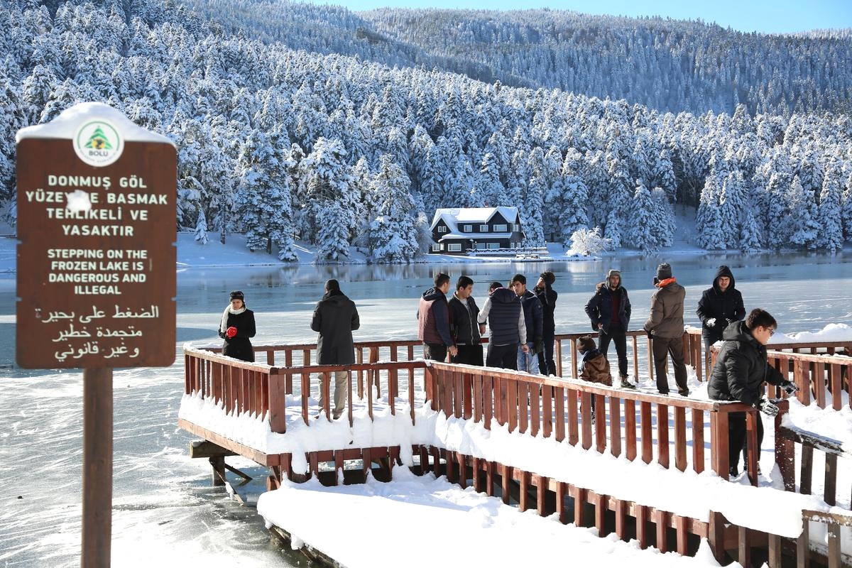 Gölcük ve Abant Gölü Buz Tuttu - Bolu