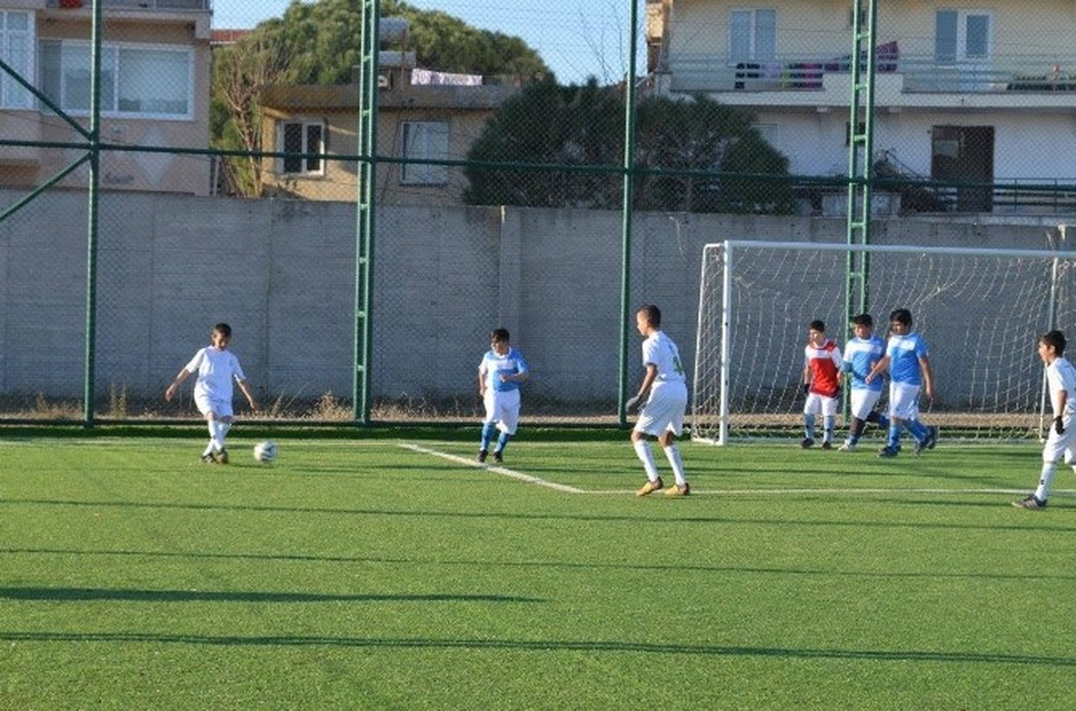 Gömeç\'te Mahalle Ligi Başladı