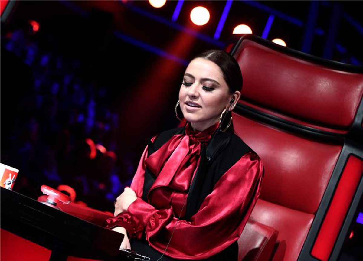 Hadise\'nin Annesi O Ses Türkiye Stüdyosunda