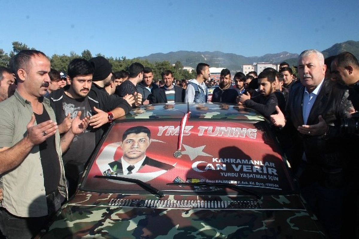 İlk Kurşunun 98. Yılında Modifiye Araç ve Moto Şov Etkinliği