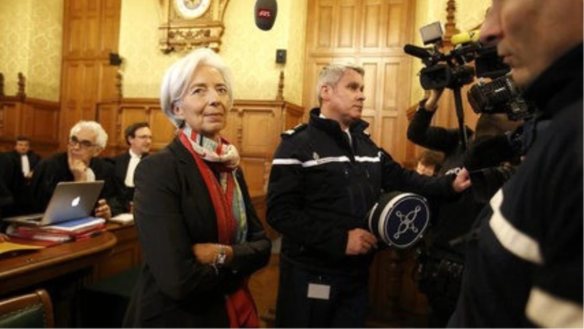 IMF Başkanı Christine Lagarde \'İhmal\'den Suçlu Bulundu