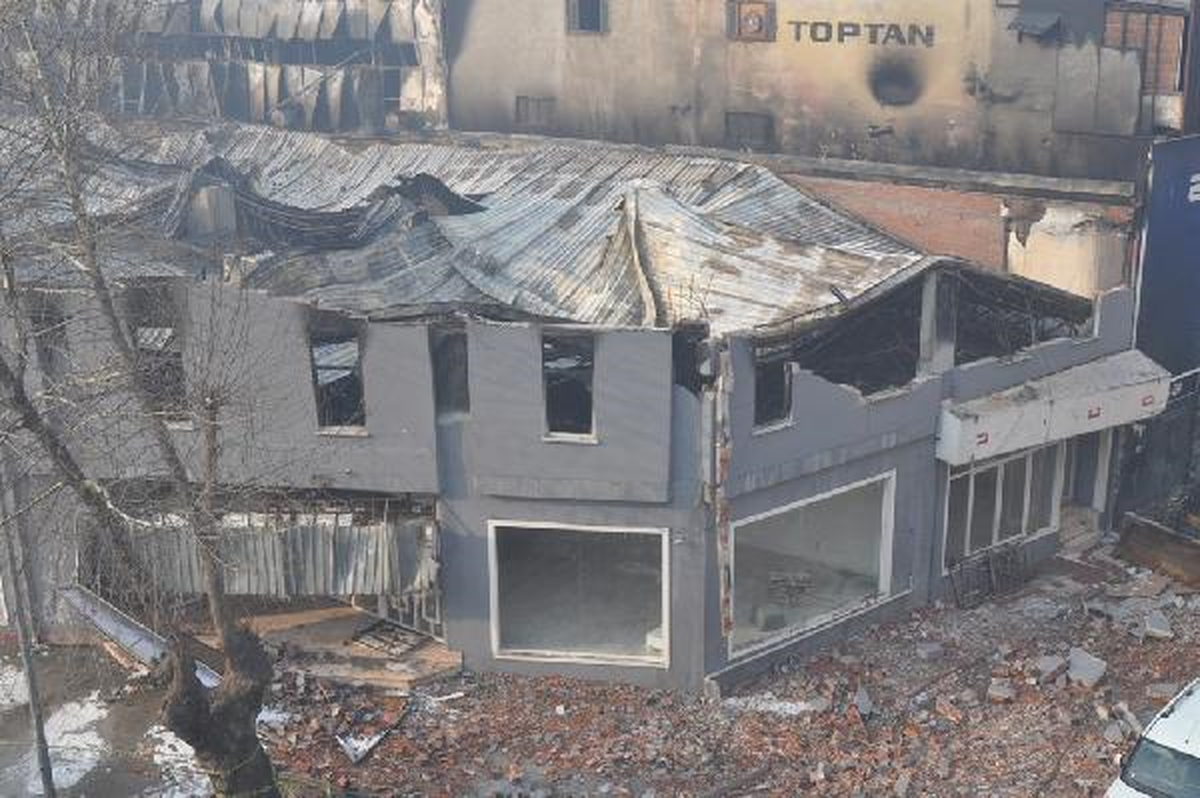 İnegöl\'deki Yangının Acı Tablosu Gün Ağarınca Ortaya Çıktı