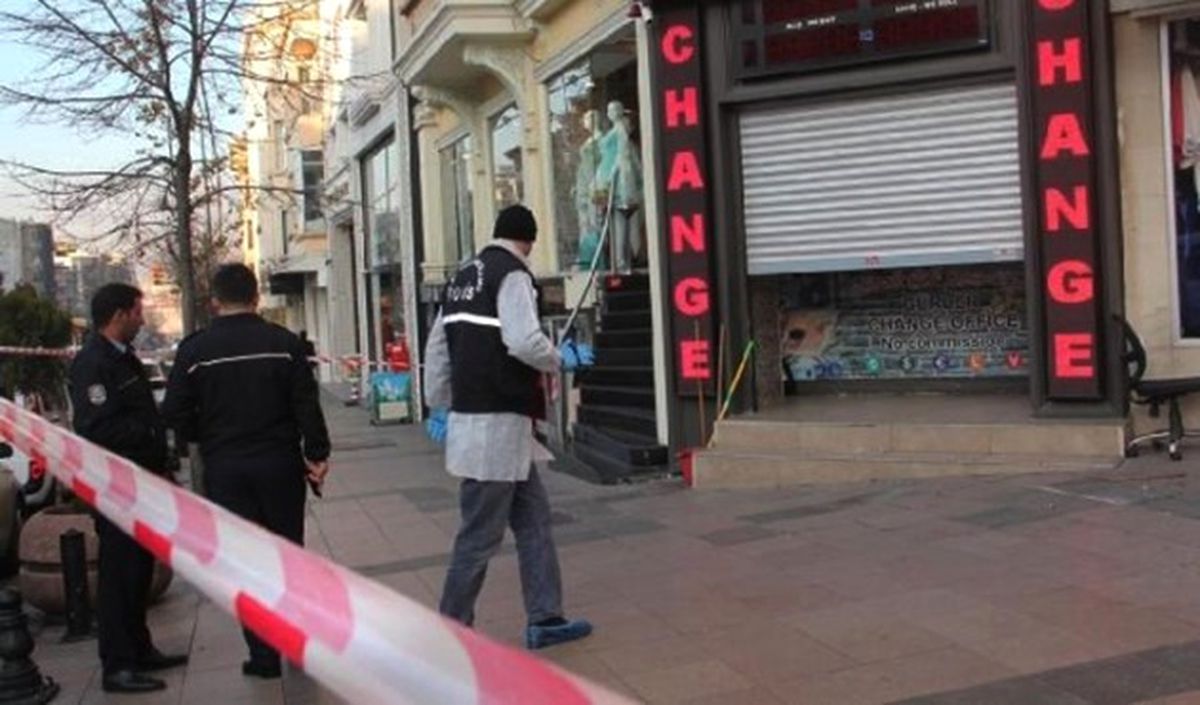 İstanbul\'un Merkezinde Kuyumcu Soygunu