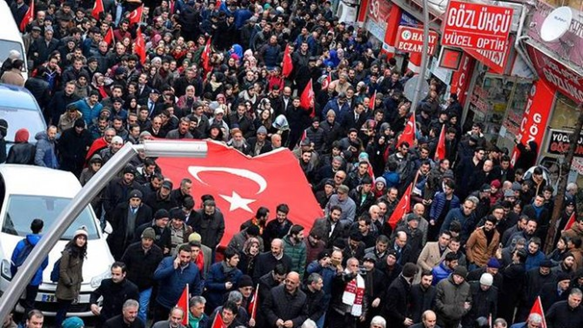 İstanbul ve Kayseri\'deki Terör Saldırılarına Tepkiler