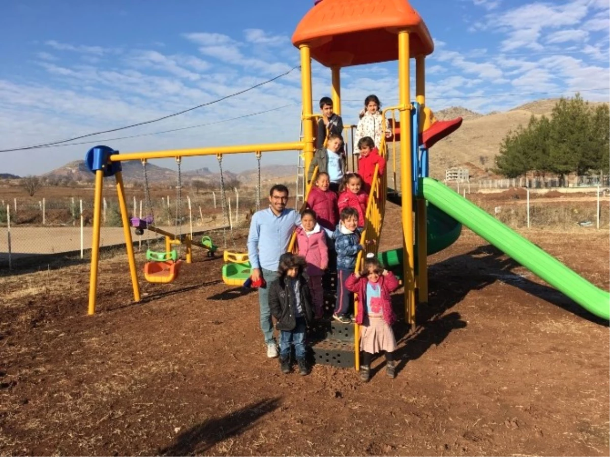 İzmit Belediyesi\'nden Diyarbakırlı Çocuklara Park