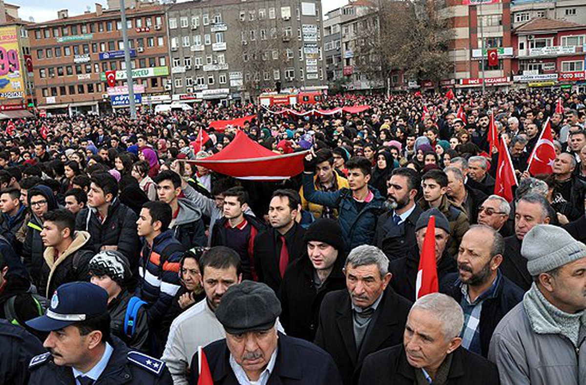 Kayseri\'deki Terör Saldırısına Tepkiler