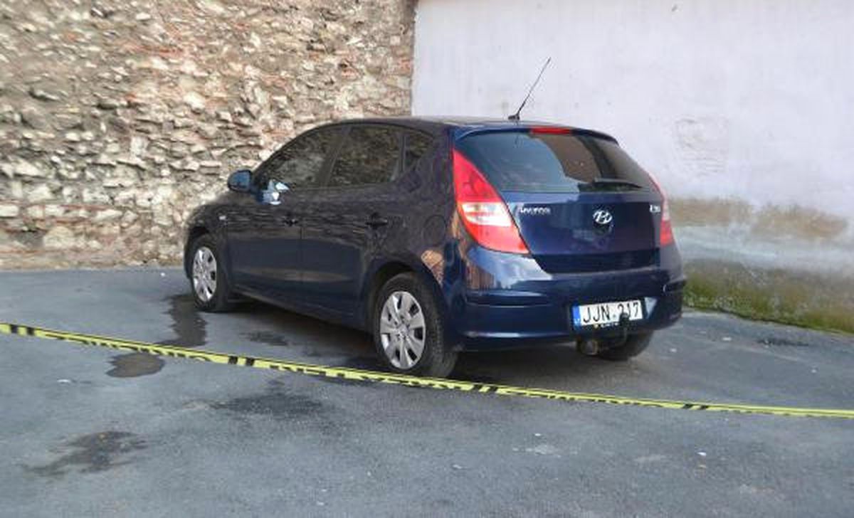 Laleli\'de Silahlı Soygun