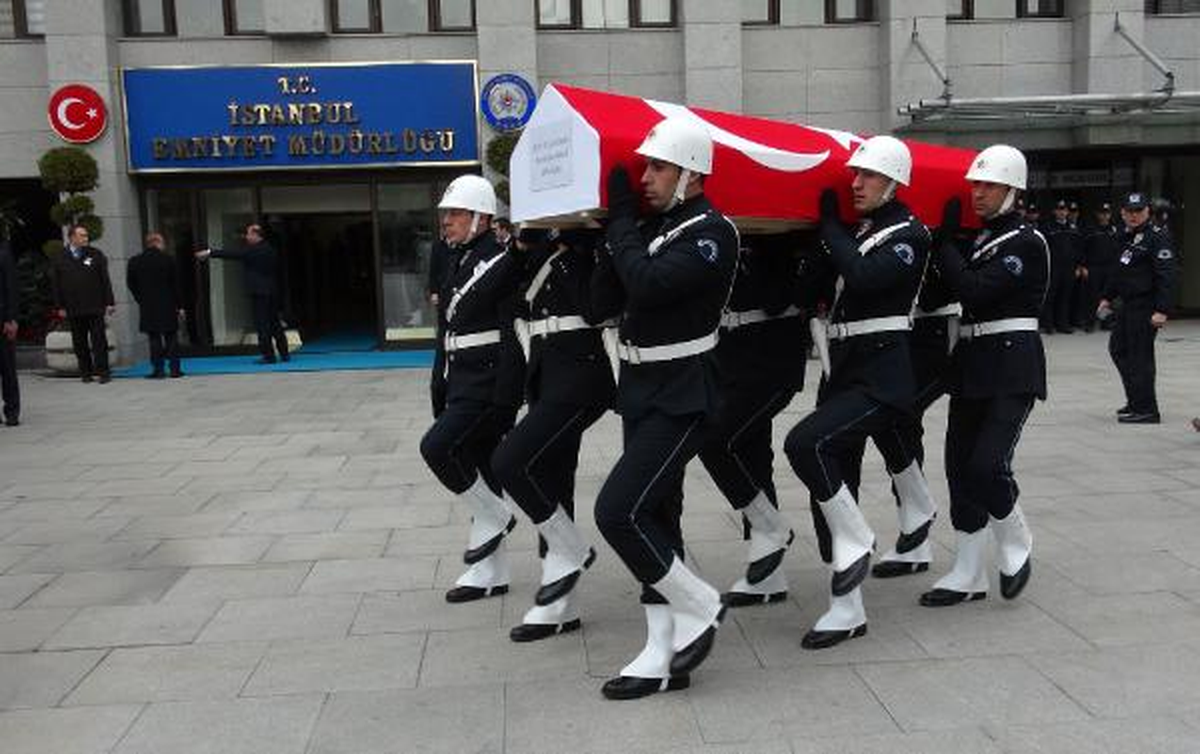 Şehit Polis Datlı İçin İstanbul Emniyet Müdürlüğü\'nde Tören Düzenlendi (1)