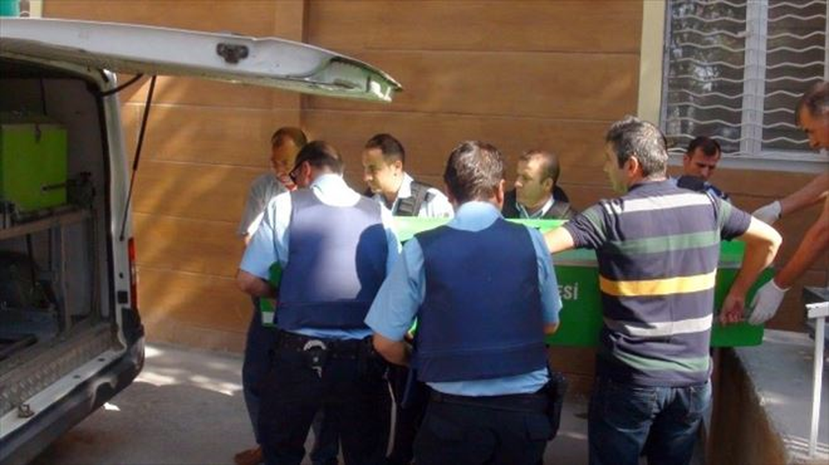 Şehit Polis Datlı\'nın Cenazesi Adli Tıp Kurumu\'ndan Alındı