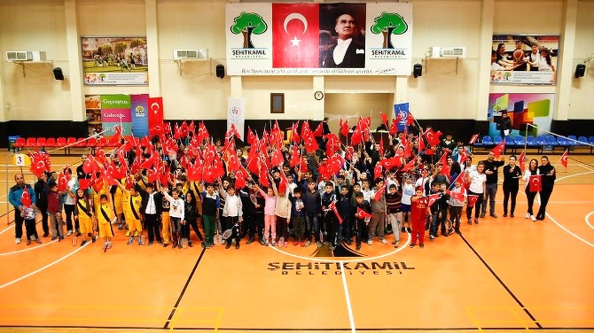 Şehitkamil\'de Sporcular Teröre Lanet Yağdırdı