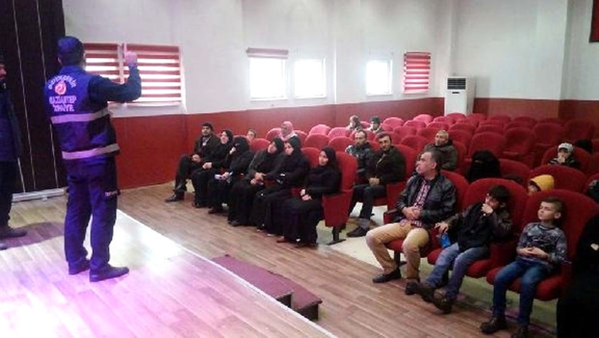 Suriyelilere Soba Kurulum ve Kullanımı Eğitimi Verildi