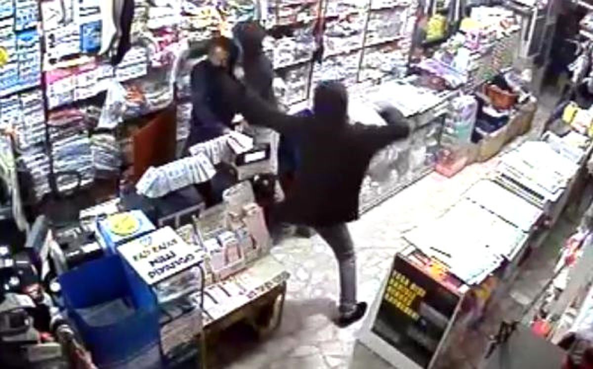 Tekirdağ\'da Şans Oyunları Bayisinde Silahlı Soygun (2)