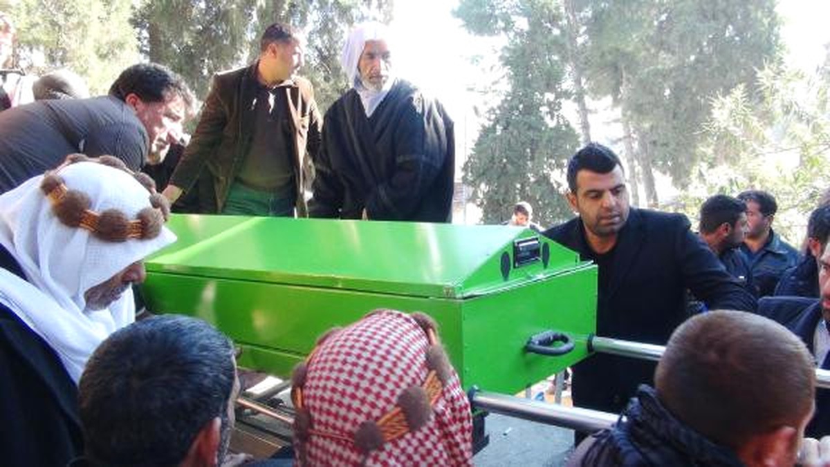 Viranşehir\'de, Otomobilin Çarptığı İnşaat İşçisi Öldü