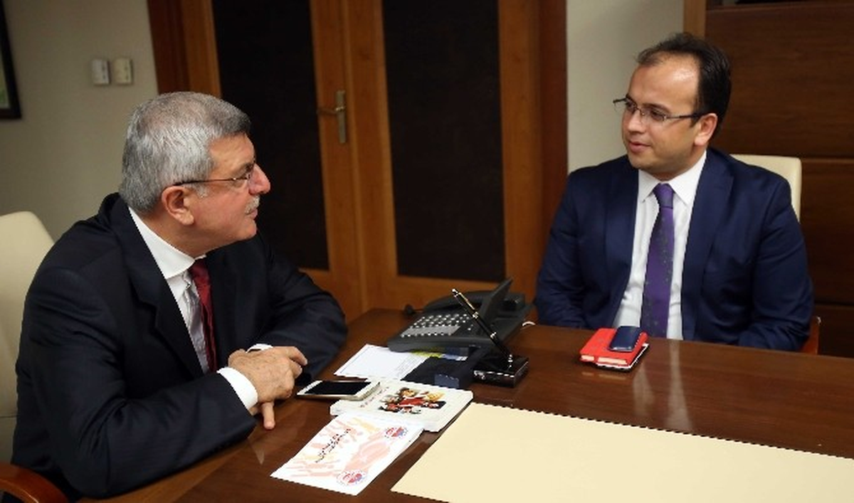 Başkan Karaosmanoğlu, Adalet ve Medeniyet Derneği Yönetimini Ağırladı